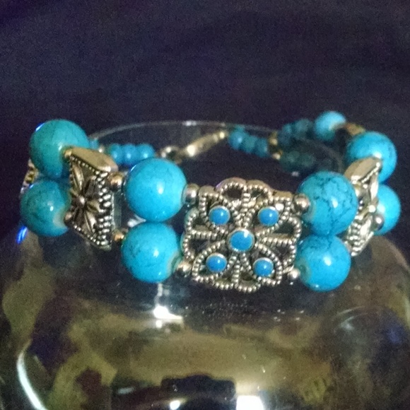 Vintage Antique Style Blue Beaded Bracelet